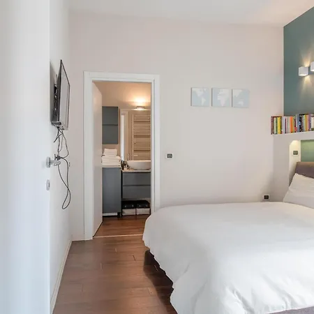 Azzurra, Terrazza, By Happyhostorino トリノ