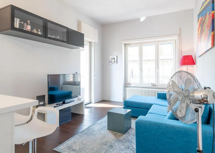 Azzurra, Terrazza, By Happyhostorino * Torino