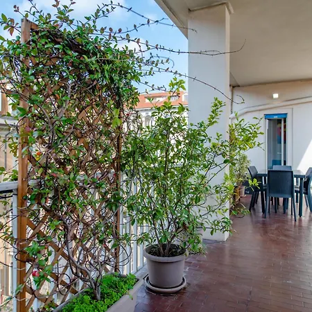 Apartamento Azzurra, Terrazza, By Happyhostorino